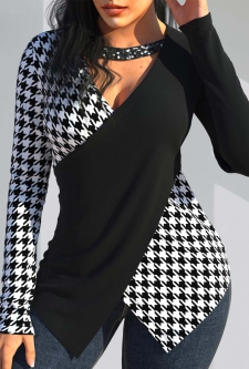 Houndstooth Print Sequin Black V Neck T Shirt